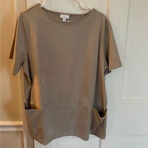 J. Jill Taupe Short-Sleeve Boxy Top with Front Pockets faux suede